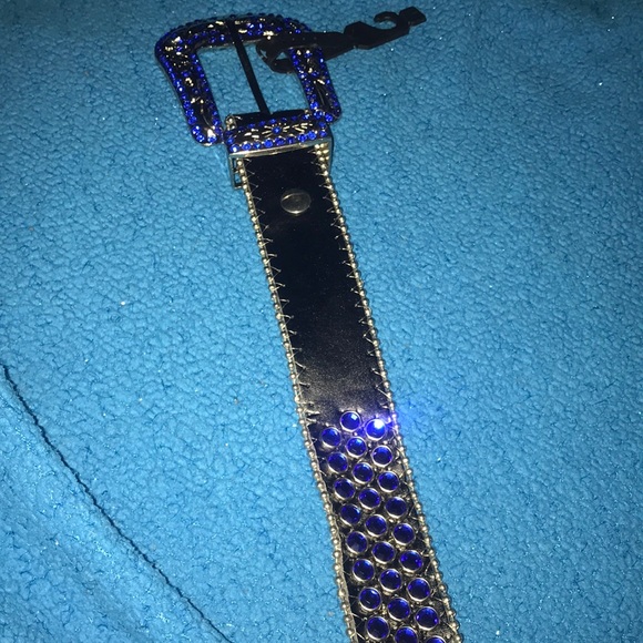 NWT Blue Jewel Belt Buckle and Belt - Picture 3 of 4